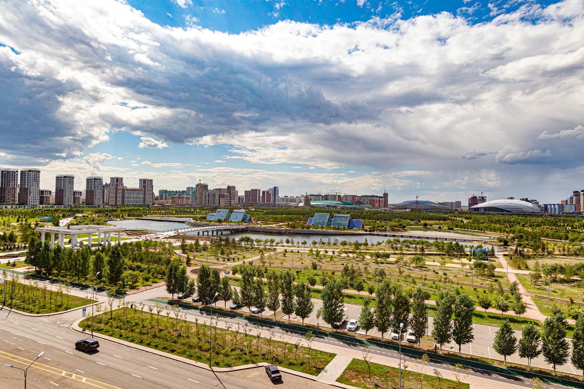 Y,E,S Апартаменты Напротив Сада, Центр Города Astana Exterior foto